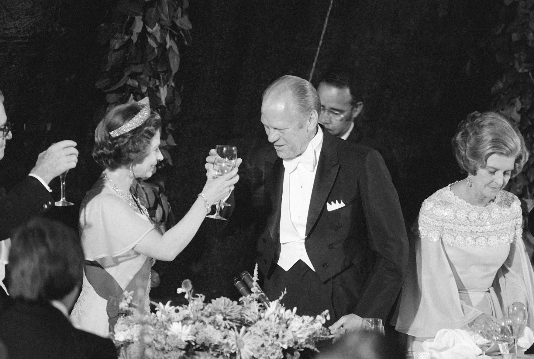 1976: Gerald Ford and Queen Elizabeth II
